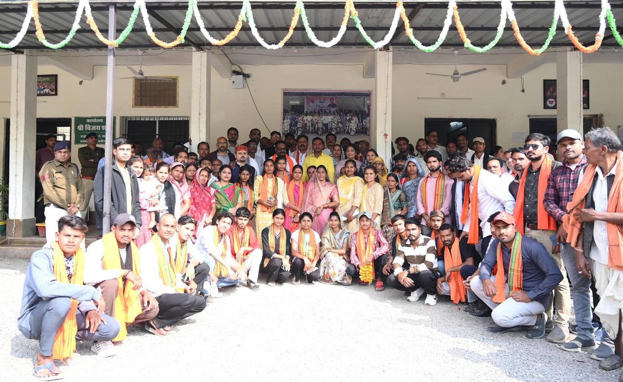 भाजयुमो जिलाध्यक्ष बनते ही उमंग पाण्डेय युवाओं के भरोसे की बने पहचान, 60 युवाओं ने थामा भाजपा का दामन