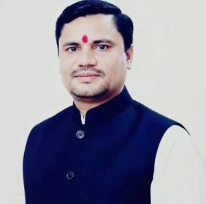 छत्तीसगढ़ एआई मिशन को मंजूरी: भाजपा जिलाध्यक्ष राजेंद्र चंद्रवंशी ने मुख्यमंत्री विष्णुदेव साय का जताया आभार, 500 करोड़ की योजना से बदलेगा प्रदेश का डिजिटल भविष्य, बनेंगी 100 एआई डेटा लैब और 5 सेंटर ऑफ एक्सीलेंस।