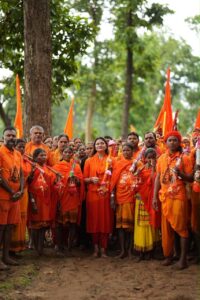 कवर्धा: बोल बम के जयघोष से गूंजा वनांचल : विधायक भावना बोहरा और कांवड़ियों ने यात्रा के तीसरे दिन किया पंडरिया विधानसभा में प्रवेश, वन ग्राम महामाई से गौरकांपा तक तय की यात्रा